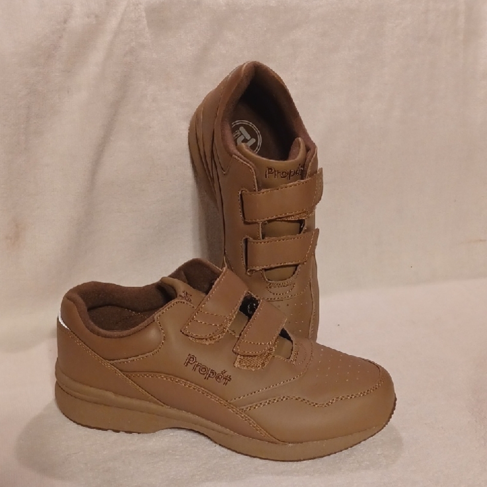 Propet Women's Tan Sneakers Size 6.5